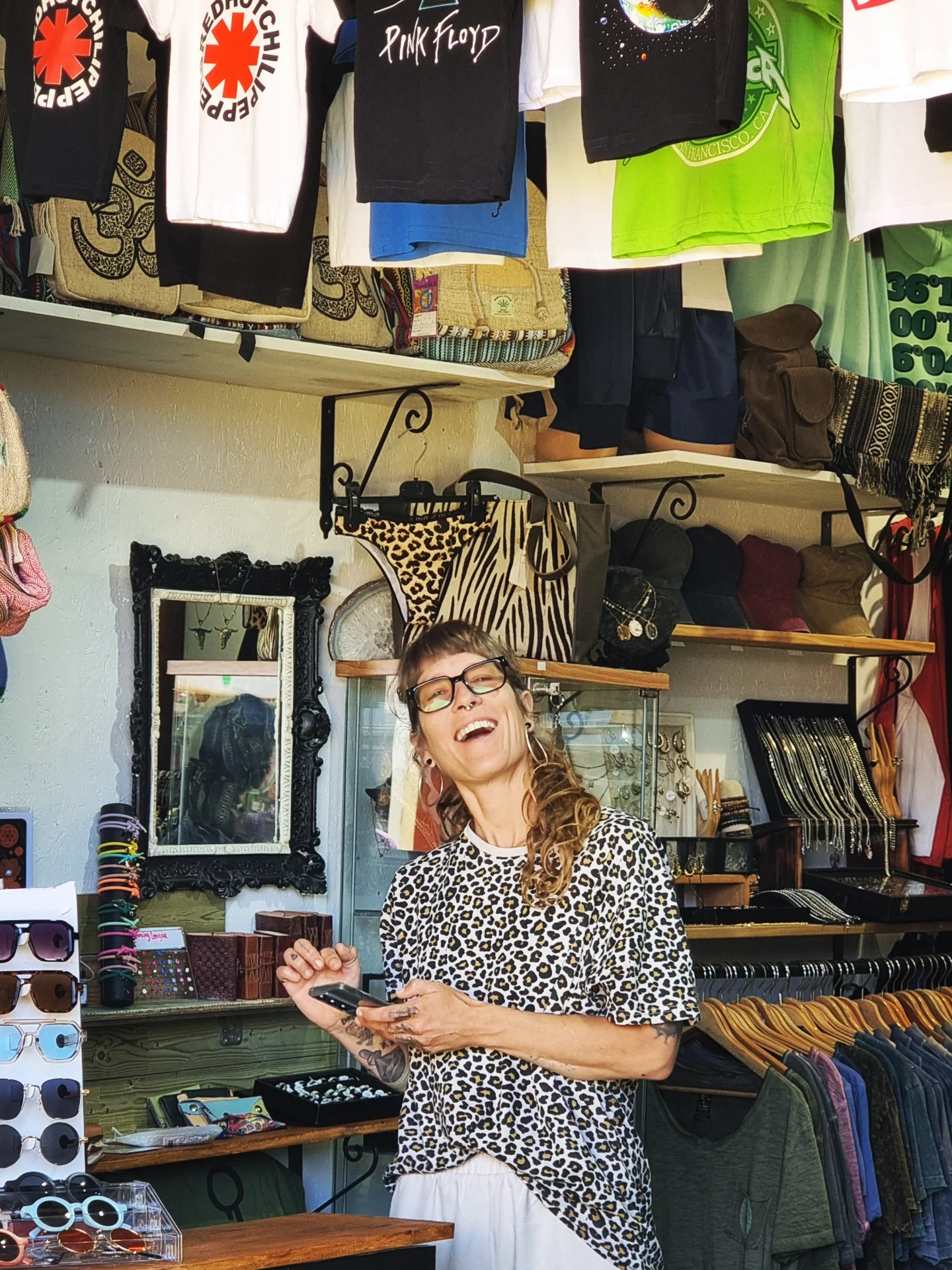 Tienda de camisetas vintage y complementos